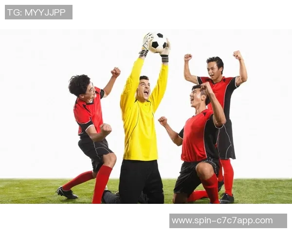 提升五人制足球团队配合技巧的有效训练方法与战术解析 提升五人制足球团队配合技巧的有效训练方法与战术解析